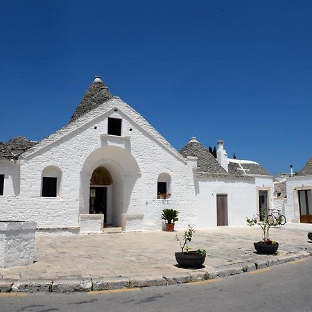 Trullo Vino & Amore อัลเบโรเบลโล ภายนอก รูปภาพ