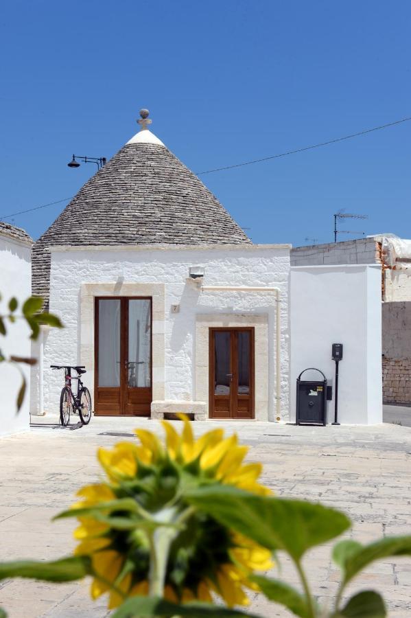 Trullo Vino & Amore อัลเบโรเบลโล ภายนอก รูปภาพ